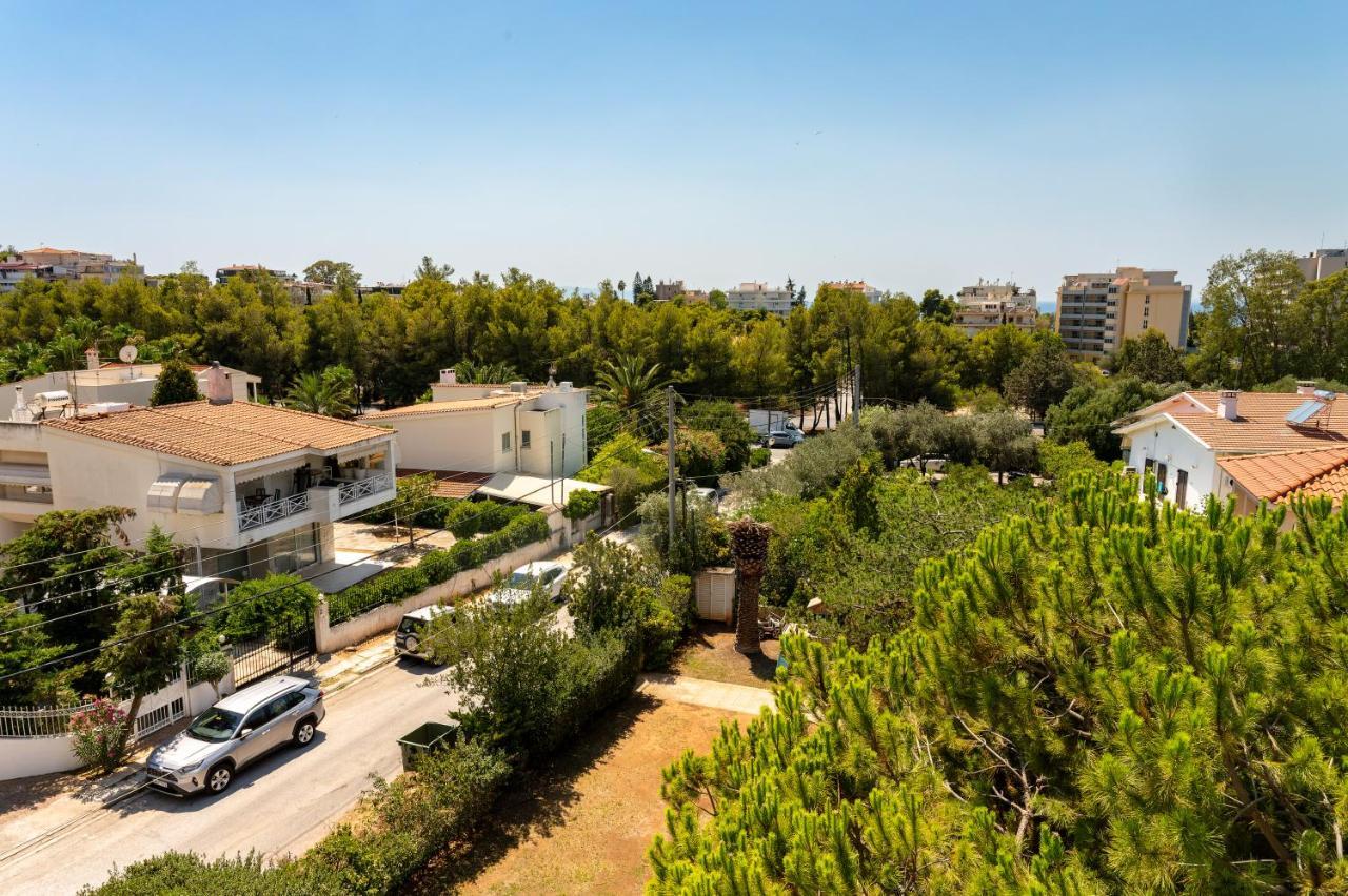 Spacious Apartment In Kavouri Athén Kültér fotó